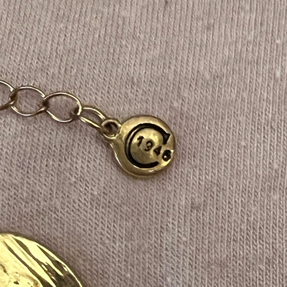 Cato 1946 gold tone, necklace and earring set - Picture 4 of 9